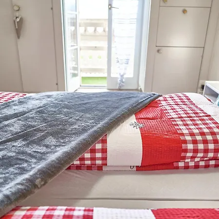 Sweet By Interlaken Pensionat 3*